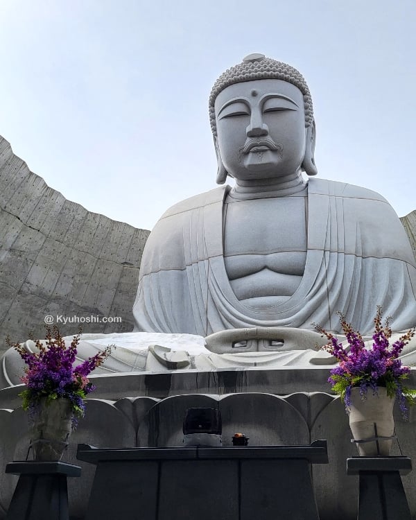 The Hill of the Buddha (Atama Daibutsu) in Sapporo